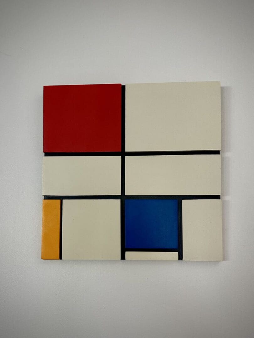 A square of different colors on the wall